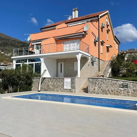 Rock'n'jazz With Swimming Pool And Beautiful Sea View