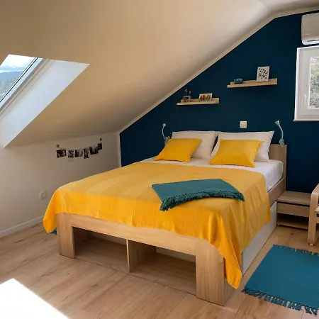 Rock'n'jazz With Swimming Pool And Beautiful Sea View Apartment